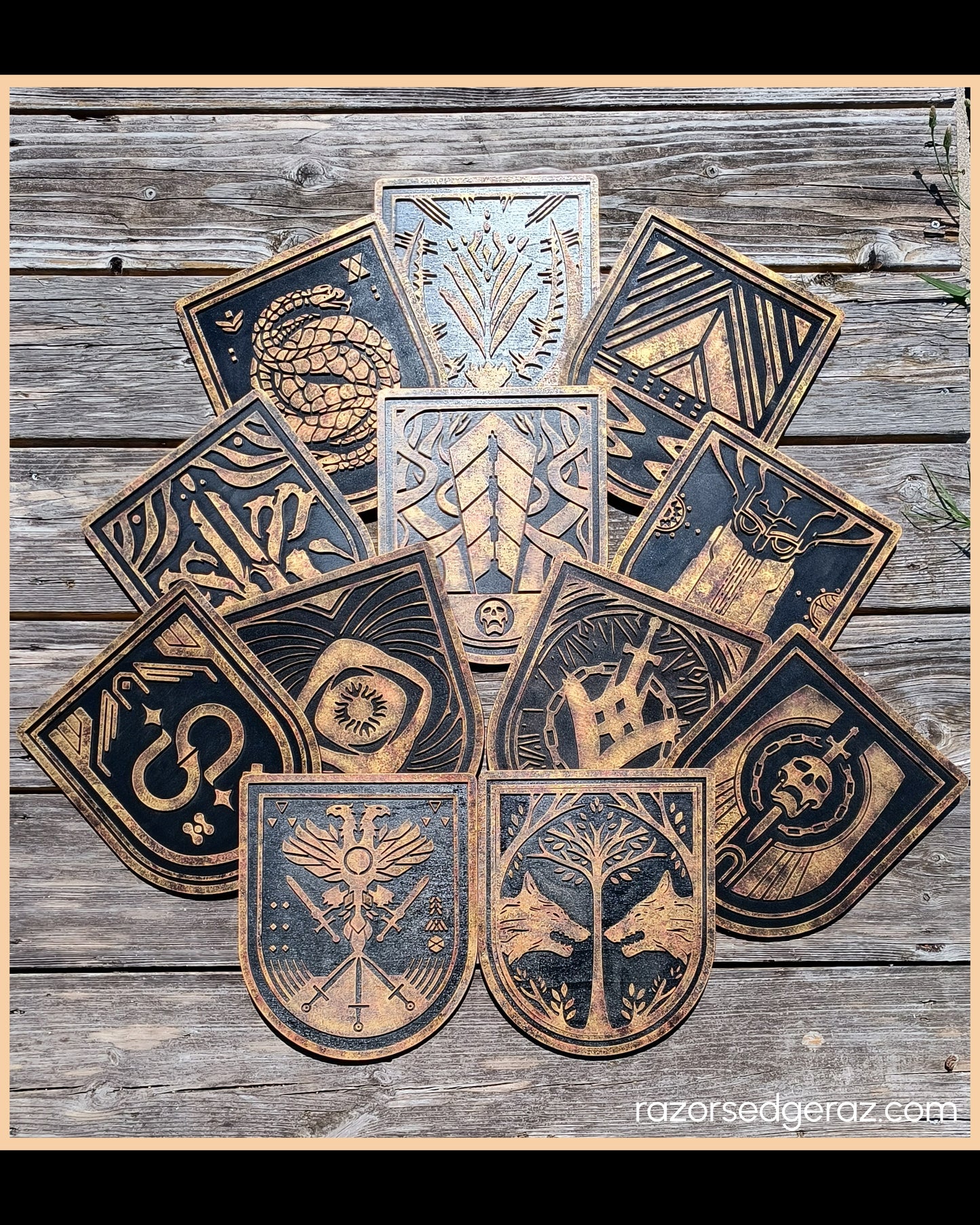 Legends - Triumphs and Seals Wall Crests
